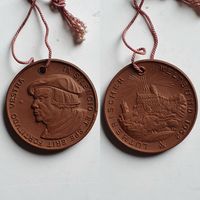 Deutschland,DDR, Medaille 1952 Lutherischer Weltbund, Luther, B&ouml;ttger-Steinzeug, Porzellan Manufaktur Meissen