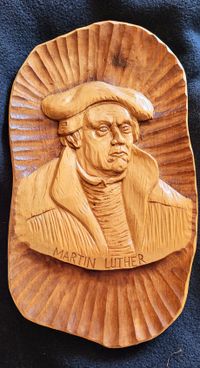 Martin Luther - Portrait-Holzrelief
