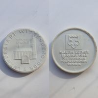 Schlosskirche; Meissen Porzellan; Martin-Luther-Ehrung ; Porzellan Medaille Meissen;