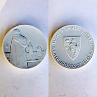 Porzellan Medaille Meissen DDR LUTHER-EHRUNG 1983 WARTBURGSTADT EISENACH