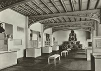 PK Lutherhalle Wittenberg - Gro&szlig;er H&ouml;rsaal mit Disputationskathader - Reformationsgeschichtliches Museum